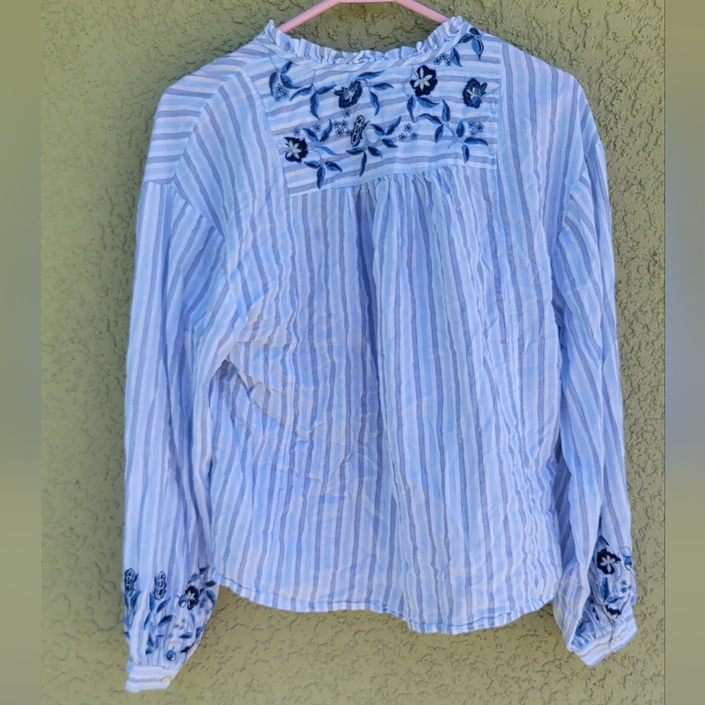 Anthropologie Pilcro The Tavi Blouse Blue Motif Floral Embroidery - Picture 7 of 8